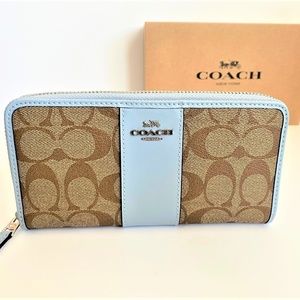 NWT Coach Signature PVC Accordion ZipAround Wallet
